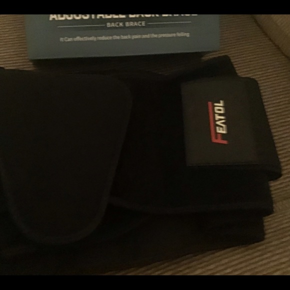 Adjustable back brace - Picture 7 of 8